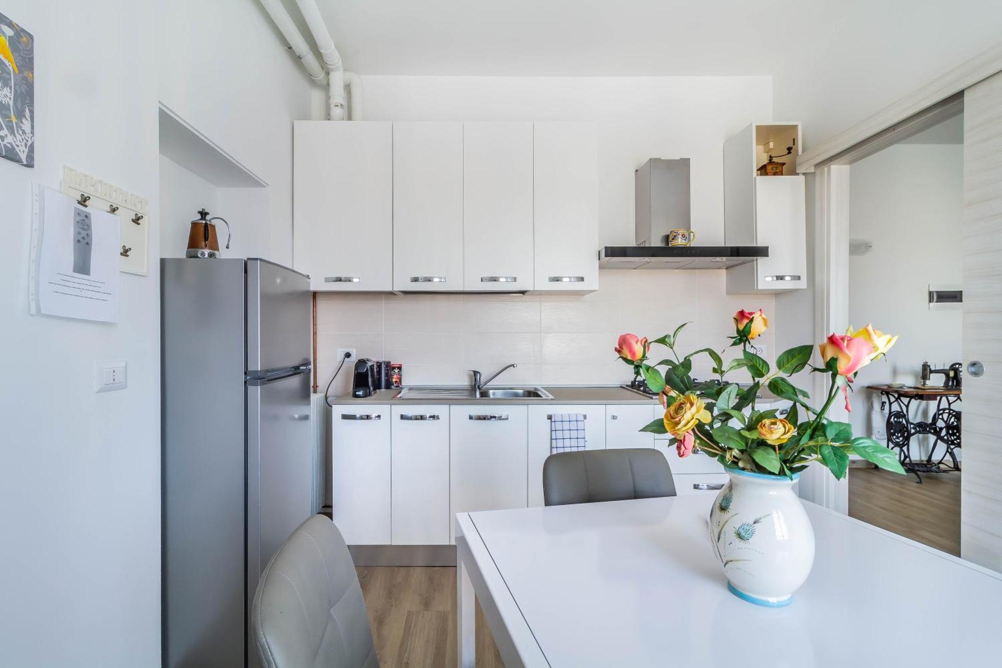Domusmi Benedetto Marcello-28 Apartment Milan Exterior photo